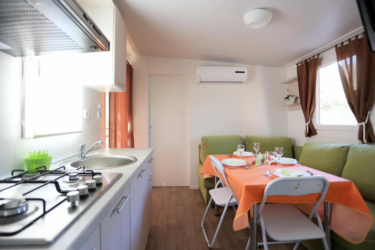 Mobile Homes-Slanica 穆泰尔岛 外观 照片